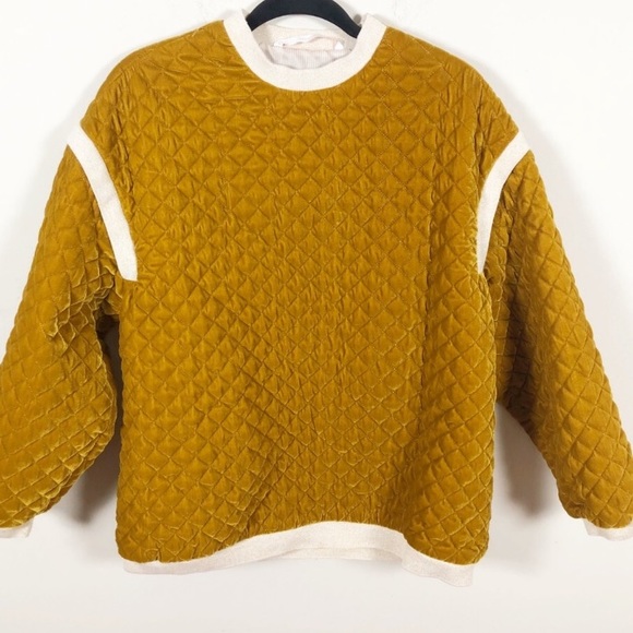 Zara | Tops | Zara Trafaluc Collection Quilted Pullovernwt | Poshmark